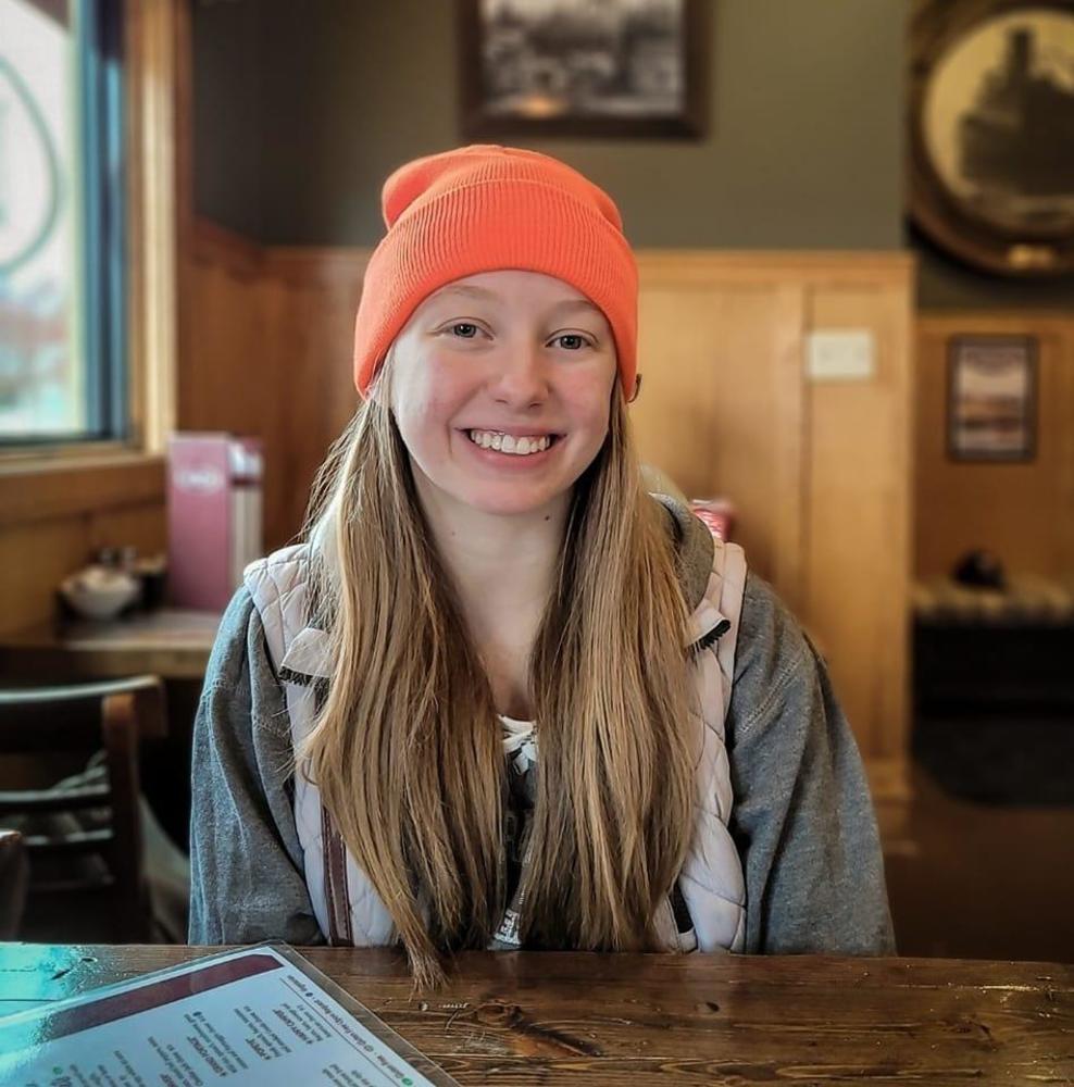 Meet your Posher, Alysha